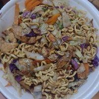 imagem 12 hots + 1 yakisoba G. frango + 1 NATURAL