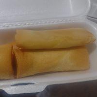 imagem 2 harumakis doce de leite + 2 harumakis camarão