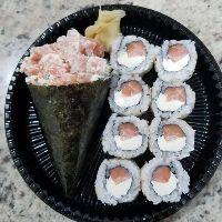 imagem 1 TEMAKI  8 URAMAKI FILADELFIA