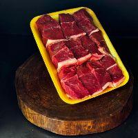 imagem BANDEJA 500G PÁ BOVINO EM CUBOS 