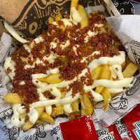 imagem Fritas especial cream cheese e bacon *MÉDIA (2-3 pessoas)