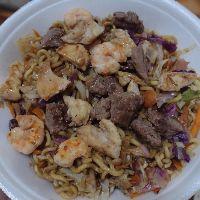 imagem 1 yakisoba grande misto especial + 12 hots filadélfia