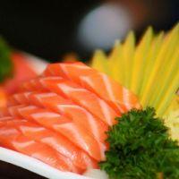 imagem Sashimi Salmão - fatias de peixe  (10) 