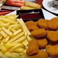 imagem Empanados de frango (6) + Harumaki Frango (2) + Fritas + Harumaki Doce (2)