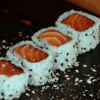 imagem Uramaki Salmão
